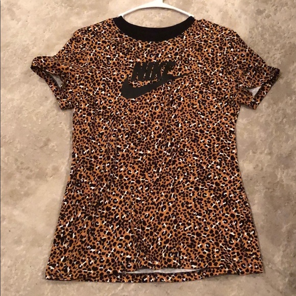 cheetah print nike outfit